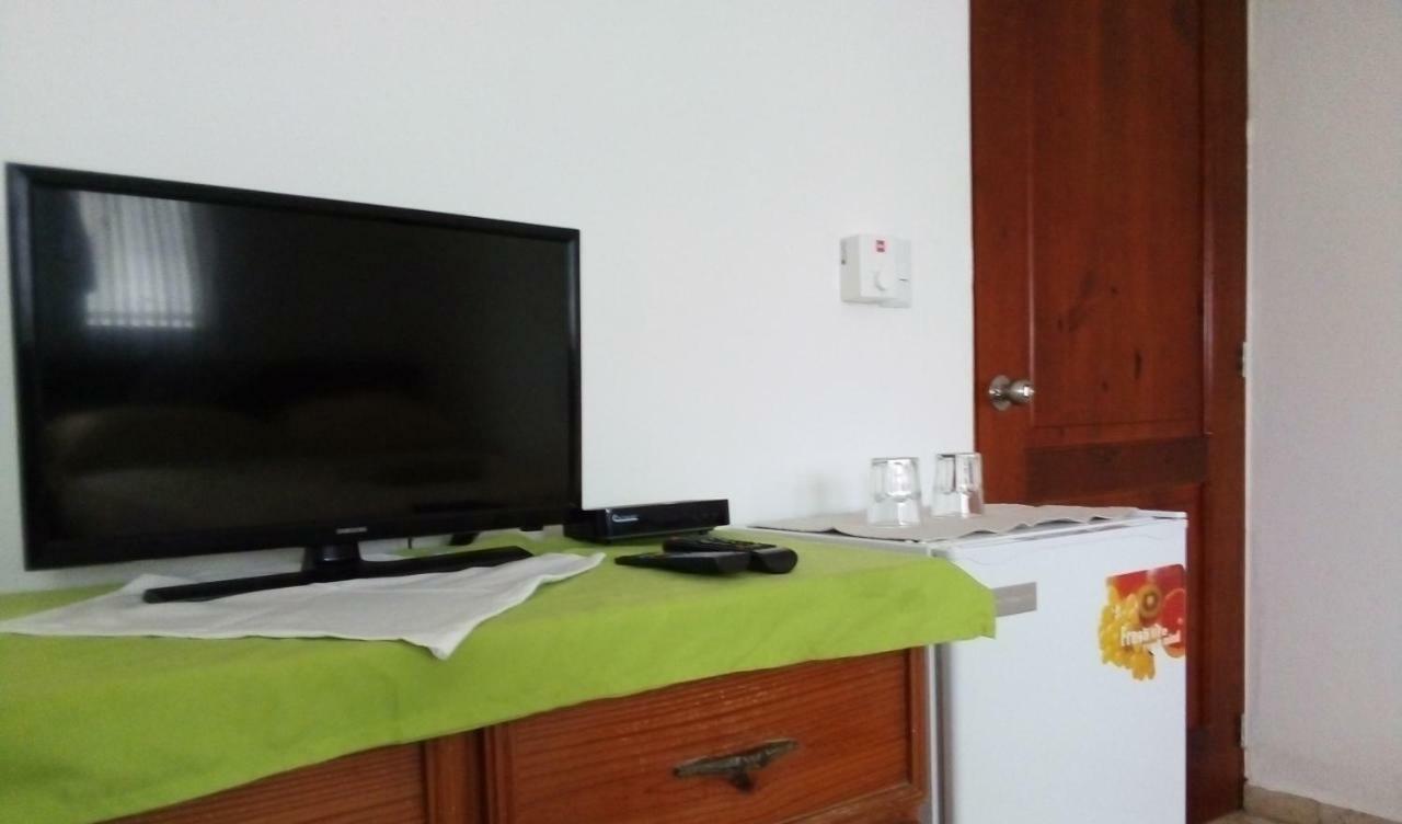 Hotel Checo Sosúa Kültér fotó